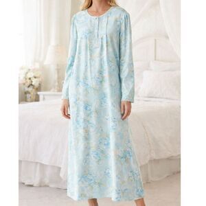 Miss Elaine XL Blue Floral Nightgown Lace Trim Long Sleeve Cottagecore